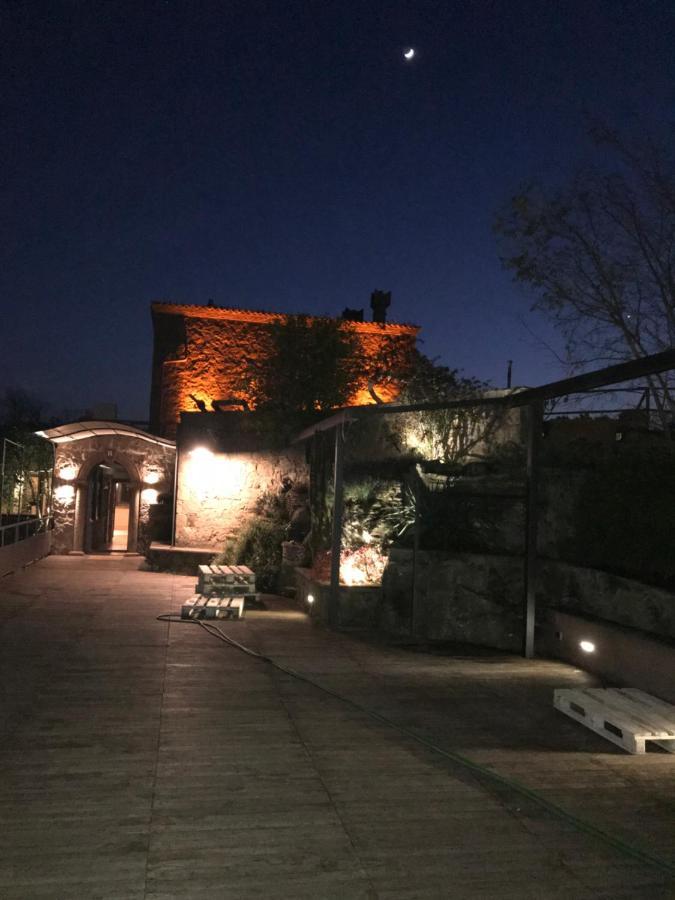 La Remessuola La Torre Sul Lago Panzió La Villa  Kültér fotó